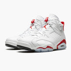 AIR JORDAN 6 RETRO “Red Oreo”
