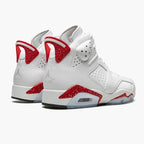 AIR JORDAN 6 RETRO “Red Oreo”