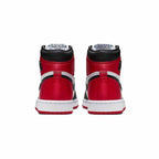WMNS Air Jordan 1 Retro High ‘Satin Black Toe’