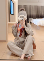 Hermes Causal Knitted Suit (With Scarf)